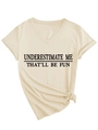 Dettaglio maglietta beige scollo a V con stampa di lettere e orlo annodato trendy - S / Sabbia (Carattere Nero)