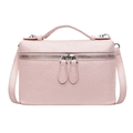 Borsa a mano rosa con texture di struzzo, finiture argentate e tracolla regolabile - Rosa