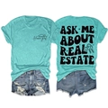 Vue détaillée avant et arrière du t-shirt turquoise pour agent immobilier avec short en jean - Bleu Eau Profonde (Imprimé Noir)
