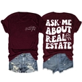 Détails avant et arrière du t-shirt bordeaux avec des slogans immobiliers blancs - Rouge Vin (Imprimé Blanc)