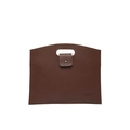 Bolso de cuero marrón caramelo minimalista con textura granulada y asa ovalada - Marrón