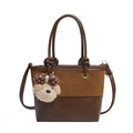 Vintage-Beuteltasche aus Wildleder-Kontrast in Brauntönen mit Plüschbär-Anhänger - Braun mit Anhänger