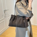 Retro bruine suède draagtas met witte contraststiksels en bijpassende kleine tas - Bruin