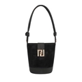 Elegante borsa a secchiello in camoscio nero con fibbia dorata e tracolla in pelle - Nero
