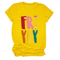 Detail van geel T-shirt met creatieve FRI-YAY print inclusief potlood en liniaal ontwerp - S / Geel