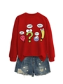 Detail von rotem Sweatshirt mit Cartoon-Grafik und distressed blauen Denim-Shorts - S / Rot