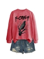 Piatto di felpa rossa con stampa aquila abbinata a pantaloncini in denim sfrangiati - S / Felpa Rossa (Testo Nero)