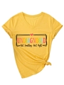 T-shirt gialla con scollo a V, stampa UNDIAGNOSED e dettaglio dell'orlo annodato - S / Giallo