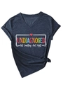 Détail d'un t-shirt col en V avec nœud latéral et imprimé Undiagnosed gris foncé - Bleu Marine