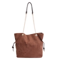Minimalistische braune Wildleder-Tote Bag mit goldenen Kettenriemen und Kordelzug-Details - Braun