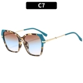 Vintage cat-eye sunglasses with tortoise and blue frame featuring gradient lenses - Tortoise Frame Tea Blue Lens (C7)