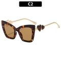 Gafas de sol ojo de gato carey con lentes marrones y patillas doradas de corazón - Montura de Carey Lente Té