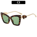 Gafas de sol corazón cat eye con montura carey, lentes verdes y patillas doradas - Montura Carey Lentes Verdes