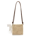 Borsa a tracolla intrecciata beige con fiocco di pizzo e perle per l'estate - Beige