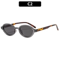Gafas de sol ovaladas retro con montura gris y patillas con estampado de carey - Montura gris translúcida Lente gris