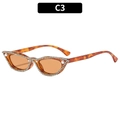 Occhiali da sole cat-eye tartarugati con strass bianchi e decorazioni di perle finte - Montatura Tartarugata Lente Tè (C3)