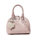 Borsa a conchiglia in vernice rosa con ciondolo a cuore di perle e dettagli in argento - Rosa Con Ciondolo a Cuore di Perla
