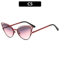 Occhiali da sole cat-eye con montura in metallo rosso e lenti sfumate viola e rosa - C5-Montatura Rossa Lenti Grigio Rosa