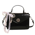 Sac à main en cuir verni noir avec poignée en perles et nœud en dentelle blanche - Avec Noeud Dentelle Perle / Noir