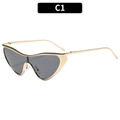 Occhiali da sole oversize cat-eye con montatura in metallo dorato e lenti grigio scuro - Montatura Oro Lenti Grigie (C1)