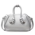 Silberne Handtasche aus Leder mit Knotengriff und dekorativen Metallkugeln im Lychee-Muster - Silber