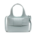 Bolso tipo cubo azul claro minimalista con lazo decorativo y correa ajustable - Azul