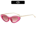 Lunettes de soleil œil de chat rétro pour femmes avec monture rose et branches dorées - Monture Violette Transparente Verres Double Rouge