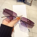 Fashion rimless sunglasses with purple gradient lenses and gold stepped textured temples - Gradient Grey