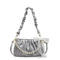 Bolso de satén plisado gris plata con perlas blancas y un lazo de encaje muy elegante - Plateado con Bufanda