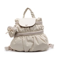 Crèmewitte rugzak met geplooid design voor dames en hartvormige strikaccessoire eraan - Khaki