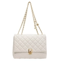 Elegante weiße gesteppte Kettenhandtasche mit goldener Hardware und Lederstruktur - Weiß