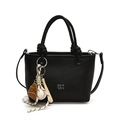 Einfallsreiche schwarze Leder Handtasche mit Griff und Baseball Anhänger für Damen. - Mit Anhänger / Schwarz