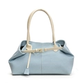 Bolso tote denim azul claro con asas de cuero crema y hebilla dorada - Azul Claro y Blanco