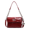 Sac bandoulière tressé rouge en cuir avec chaîne argentée et pendentif boule métal - Rouge Vin + Charme de Chien Ballon