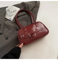 Sac à bandoulière vintage rouge foncé en cuir brillant avec boucles argentées - Rouge Vin (Sans Pendentif)