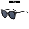 Occhiali da sole cat-eye con montatura nera lucida e lenti scure in stile retrò - Montatura Nera Lenti Grigie (C1)