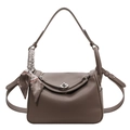 Taupefarbene Handtasche aus genarbtem Leder mit Drehverschluss und dekorativem Seidenschal - Grau