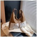 Sac bandoulière d'hiver en cuir PU et sherpa pour femme avec patchwork marron chaud - Kaki
