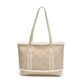 Borsa tote beige con finiture in peluche e motivo floreale trapuntato a rilievo - Bianco