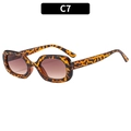 Lunettes de soleil ovales rétro avec monture écaille et verres dégradés bruns - Monture Léopard Verres Thé Dégradés (C7)