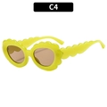 Lunettes de soleil C4 jaunes à bords ondulés avec verres ovales et monture florale chic - Vert Gelée
