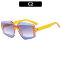 Polygon-Sonnenbrille mit Farbverlauf in Lila und Orange und getönten Gläsern - Blauer Rahmen Gelbe Bügel/Doppelte Graue Linse (C2)