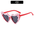 Gafas de sol rojas de corazón con perlas rosas y lentes oscuras, código de color C2 - Montura Roja Lente Roja