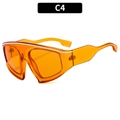 Futuristische Y2K Oversize Sport Sonnenbrille in Transparent-Orange mit weißem Streifen - Oranger Rahmen / Orange Gläser