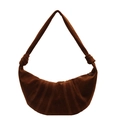 Borsa a tracolla vintage in pelle scamosciata marrone a forma di croissant capiente - Caffè Grande
