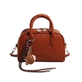 Brown leather Boston handbag with baseball charm and sturdy round handles - Large With Charm / Caramel color