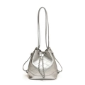 Silberne Stepp-Beuteltasche in Metallic-Optik mit Kettenzug und modernen Trägern - Silber