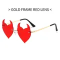 Lunettes de soleil cœur de diable avec verres rouges et monture en métal doré chic - Monture Dorée Verre Rouge (C2)