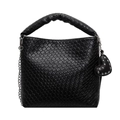Schwarze geflochtene Beuteltasche mit silberner Kette und Herzanhänger-Detail - Schwarz