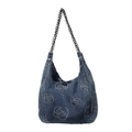 Bolso hobo de mezclilla azul con bordado de rosas blancas y cadena de metal oscuro - Azul claro